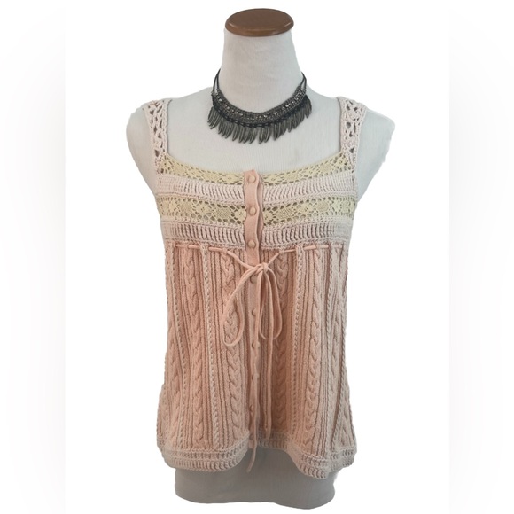 ♥️ Free People Flirty Crochet Top - Picture 2 of 7